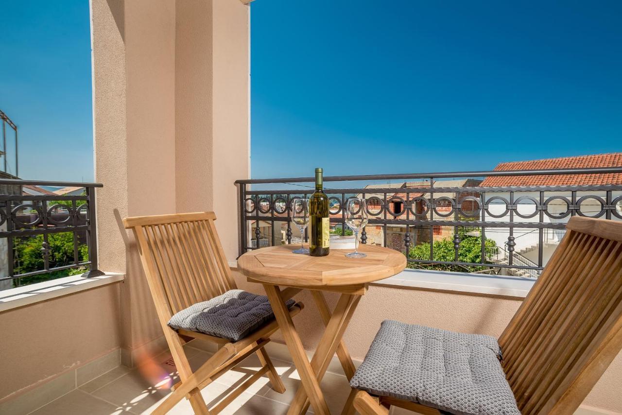 Luxury Apartments Ivanovic Tivat Eksteriør billede