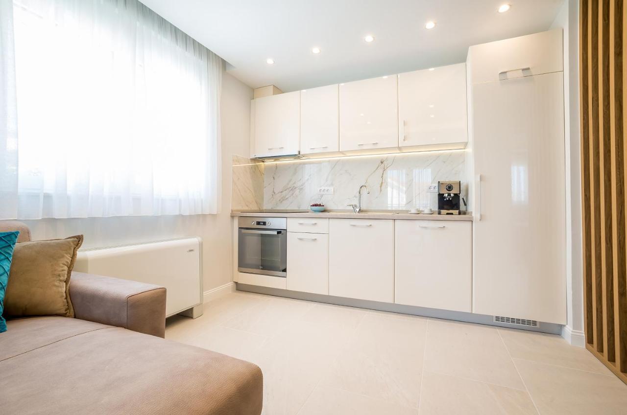 Luxury Apartments Ivanovic Tivat Eksteriør billede