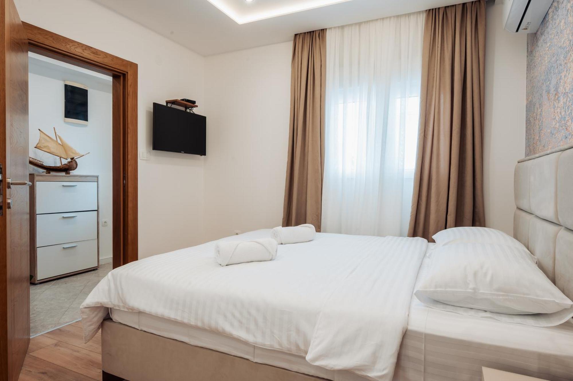 Luxury Apartments Ivanovic Tivat Eksteriør billede