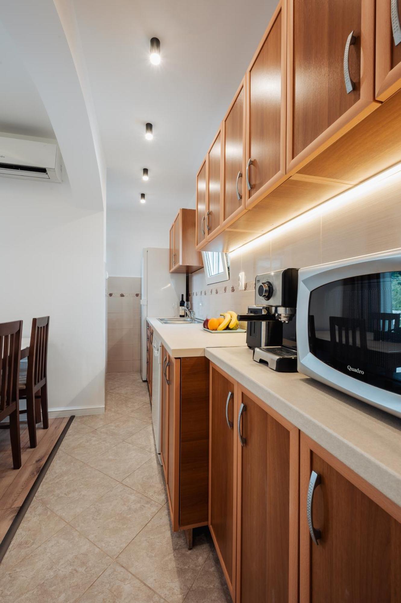 Luxury Apartments Ivanovic Tivat Eksteriør billede
