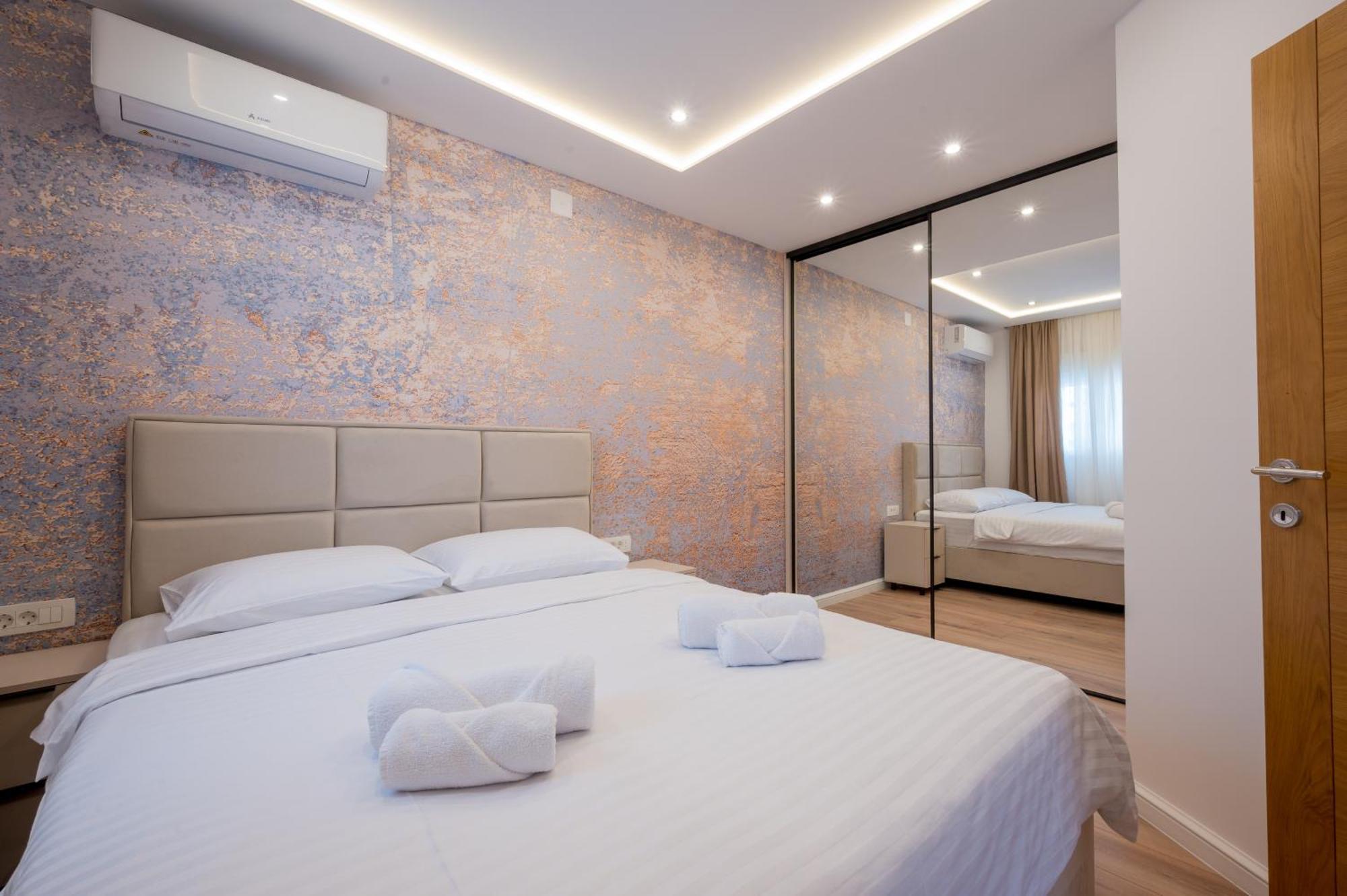 Luxury Apartments Ivanovic Tivat Eksteriør billede