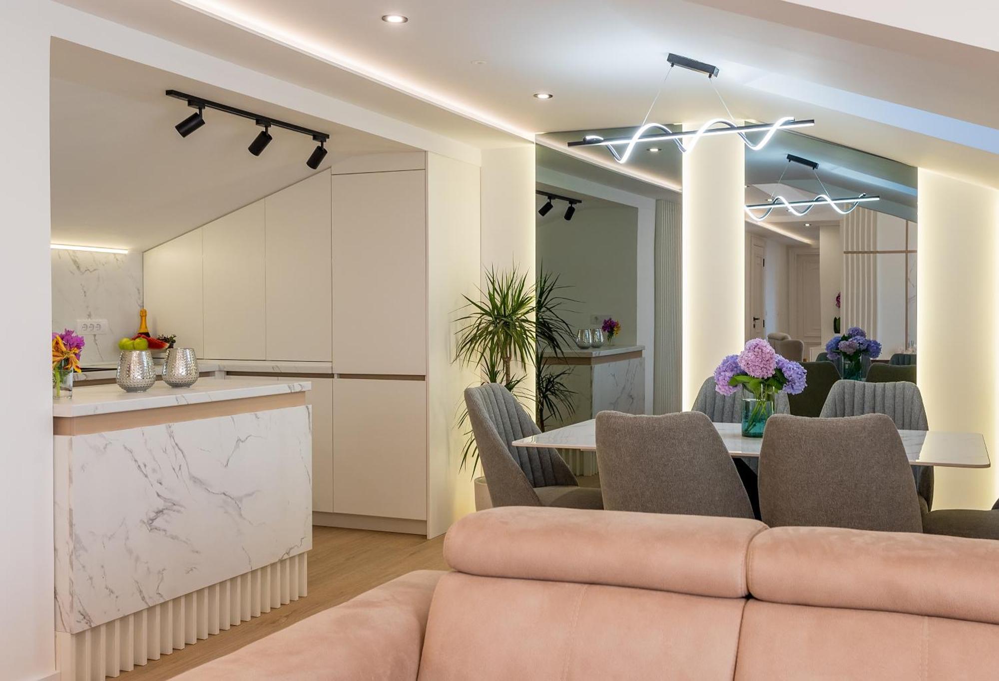 Luxury Apartments Ivanovic Tivat Eksteriør billede