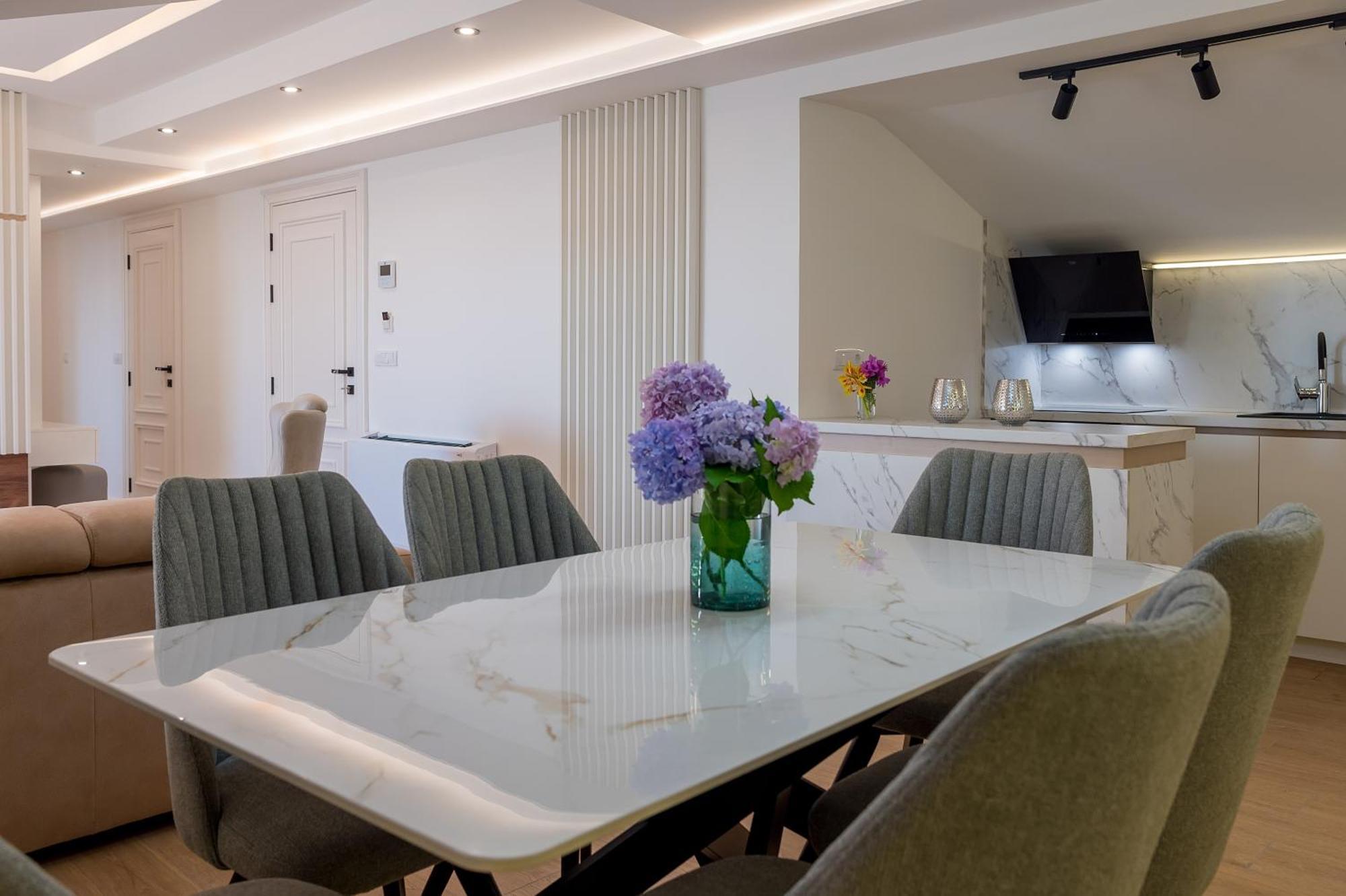 Luxury Apartments Ivanovic Tivat Eksteriør billede