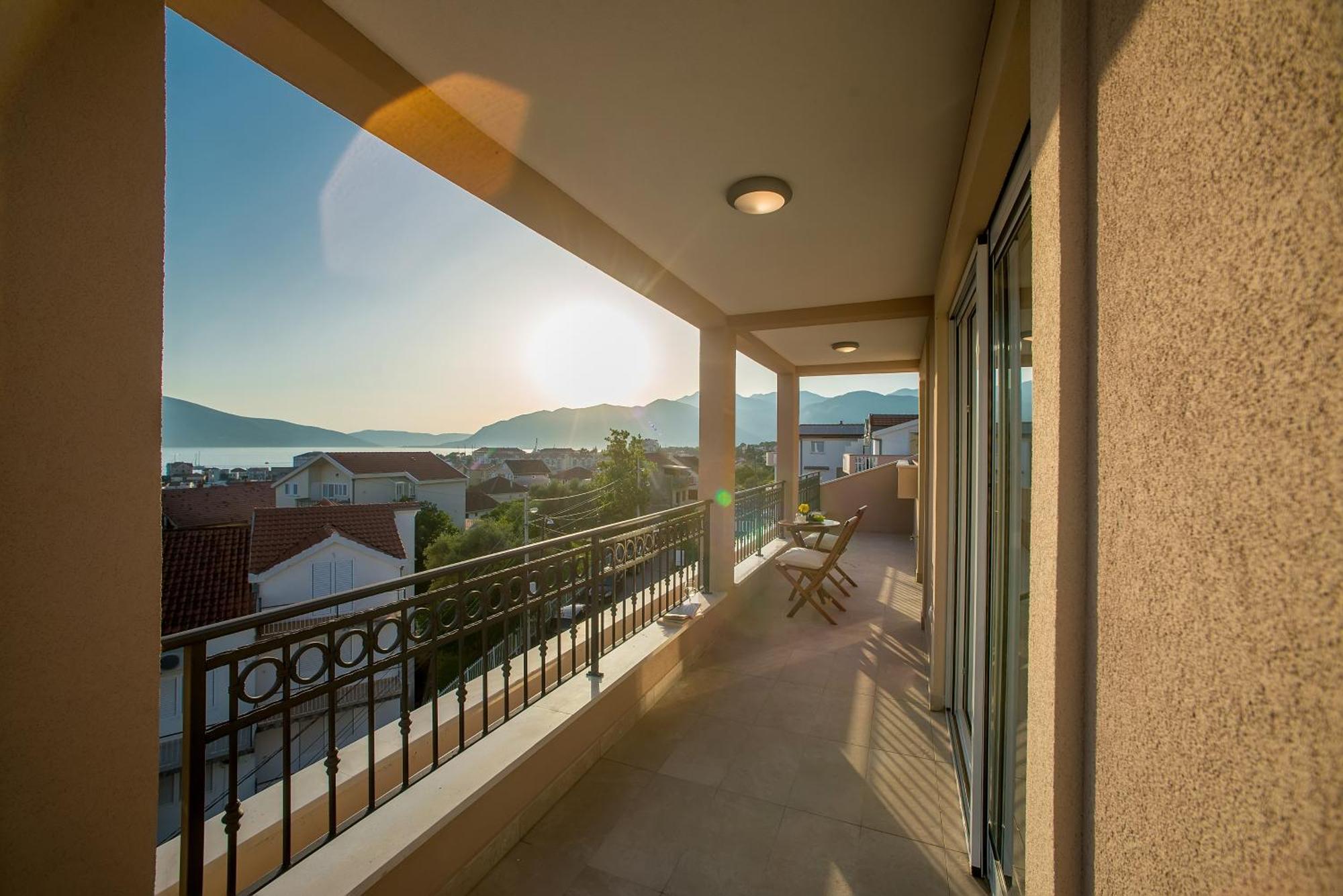 Luxury Apartments Ivanovic Tivat Eksteriør billede